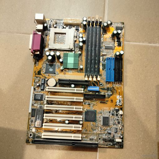 Материнская плата Asus CUBX версия 1.02