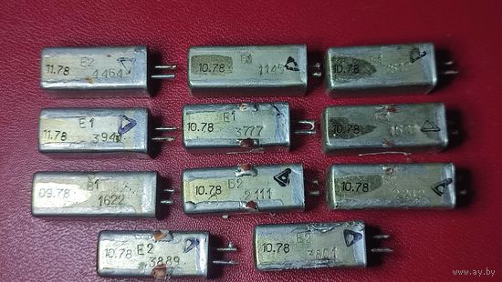 Резонатор кварцевый