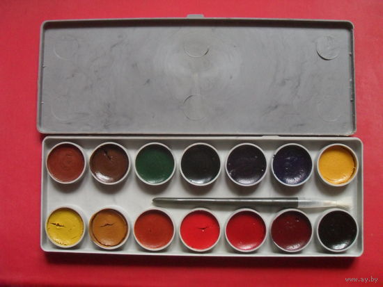 Акварельные краски школьно-оформительские,14 цветов.