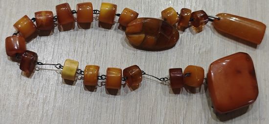 Брошь, серебро с янтарем. Специфическая, моделируемая. СССР. Калининград. 14см