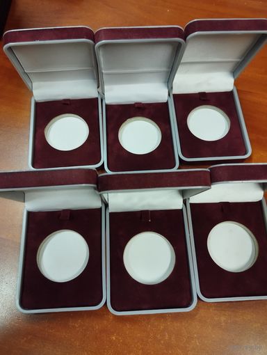 Футляр, коробка, от первых монет НБРБ. 6 штук. Цена за всё.