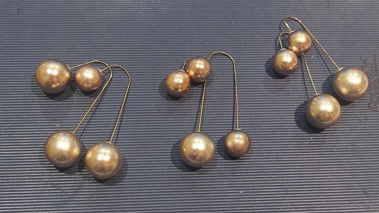 Серьги типа Диор, новые. Очень красивые.