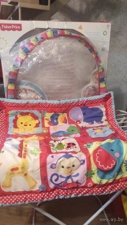 Развивающий коврик Fisher Price, комплект как на фото. Очень классный, яркий, целый. Можно постирать.