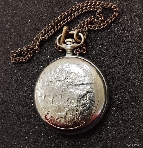 Часы карманные Молния (Охота, Олени), механические. СССР