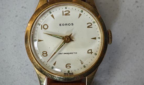 Швейцария Edros  часы наручные на ходу
