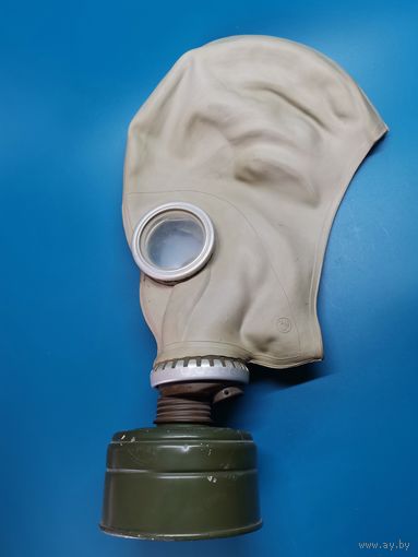 Противогаз СССР номер-3.