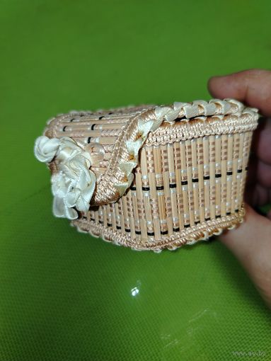 Шкатулка с застёжкой на магните.