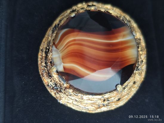 Брошь Sphinx маркирована