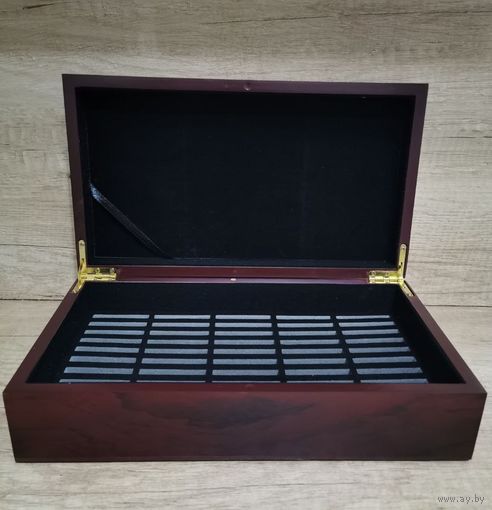 Деревянный ящик для монет в капсулах до 50 мм и для квадрокапсул. С рубля. Брак.