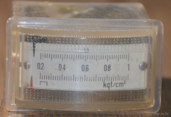 Манометр СССР на два входа 1 kg/cm2
