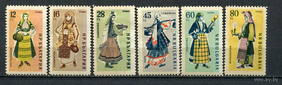 Болгария - 1961 - Национальные костюмы - (поврежденный клей и тонкое место) - [Mi. 1201-1206] - полная серия - 6 марок. MH.  (Лот 17Fo)-T25P22