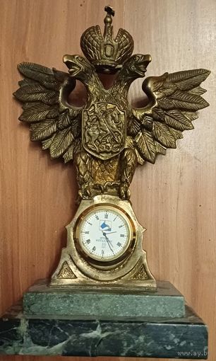 Бронзовые часы