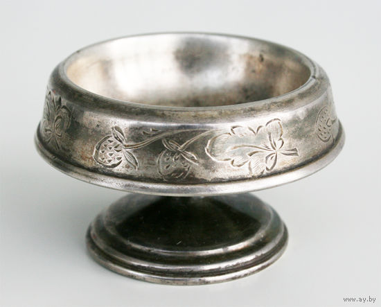 Солонка, серебро 875 пробы. СССР, Костромская обл., село Красное, 1957 г.