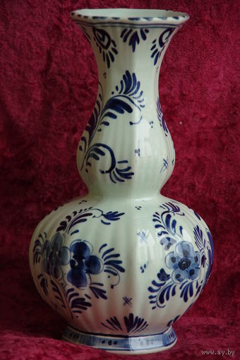 Ваза фарфоровая DELFT 27 см ( целая )