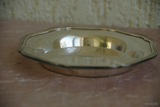 Ваза , тарелка с серебрением 14,5 см х 14,5 см