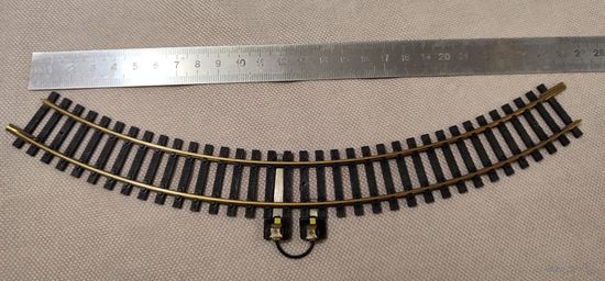 Рельс радиусный R=250mm с контактами питания Fleischmann #1706, НО 1:87