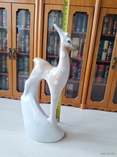 Антилопа Серебряное копытце - Фарфоровая статуэтка Минск МФФЗ