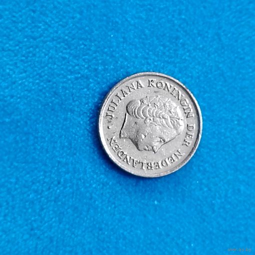 10 центов(1977г.) Нидерланды.Расспродажа!