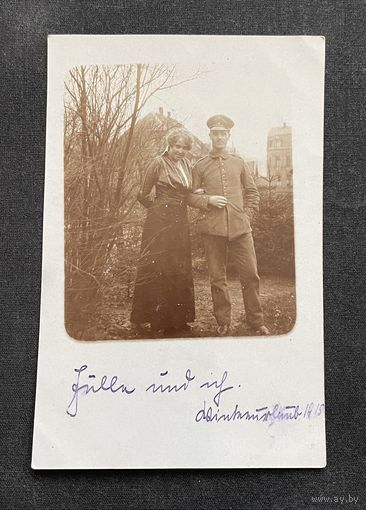 Фотооткрытка 1 Мировая война / Немецкий солдат с девушкой / подписана 1915 год