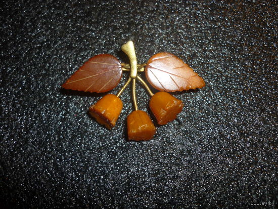 Антикварная Брошь Ландыши Из Цельного Королевского Янтаря Старая Германия 20-ые гг.