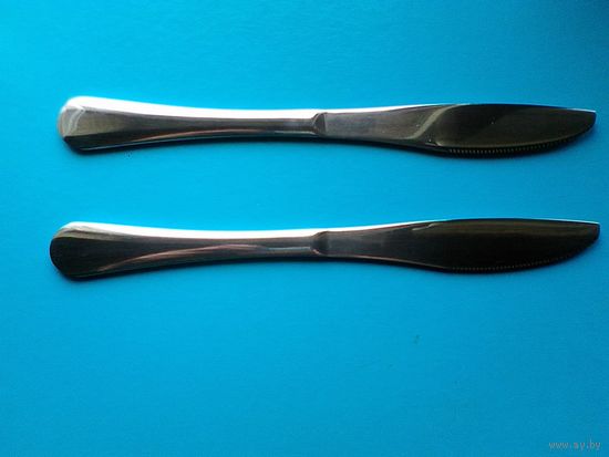 Два Столовых Ножа - Одним Лотом - Длина 23 см.