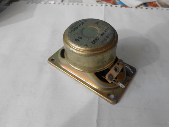 Динамик SONY  5 W  8 Ом