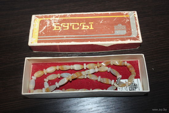 Бусы из натурального камня, СССР, не ношенные, длина 62 см.