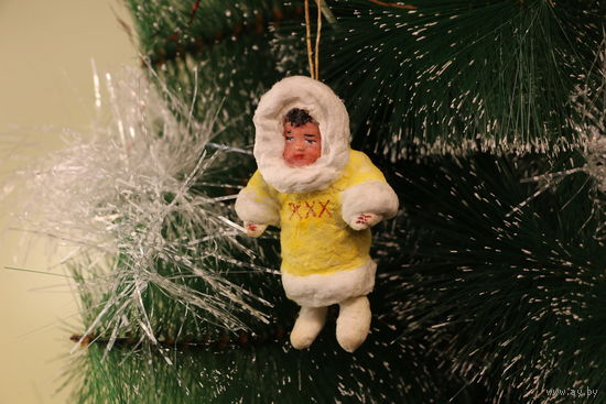 Ёлочная игрушка папье-маше, "Эскимос".