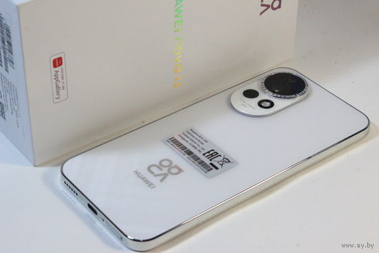 Новый Телефон Huawei nova 13 BLK-LX9 12GB/256GB (белый)