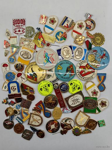 Значки СССР Одним лотом 70 шт. Тяжолая атлетика. С рубля