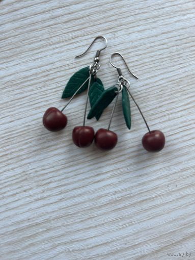Серьги вишни