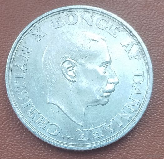 Серебро 0,800! Дания 2 кроны, 1937 25 лет правлению Кристиана Х