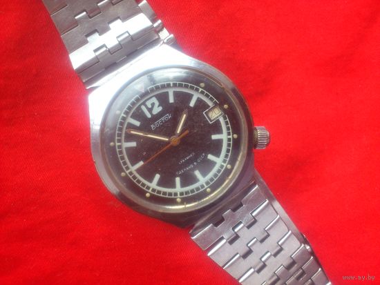 Часы ВОСТОК 2414 БРАСЛЕТ из СССР 1980-х, РЕДКИЕ