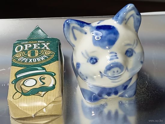 Поросенок Гжель .