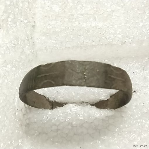 Кольцо старинное (7) с рисунком