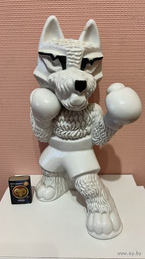 РЕДКАЯ! Фарфоровая статуэтка  "Волк" . " БОКСЁР ". автор Юков А. Г. ( единственный белорусский боксер, ставший абсолютным чемпионом СССР).  ДФЗ
