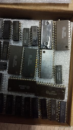 Микросхема К155ИД3