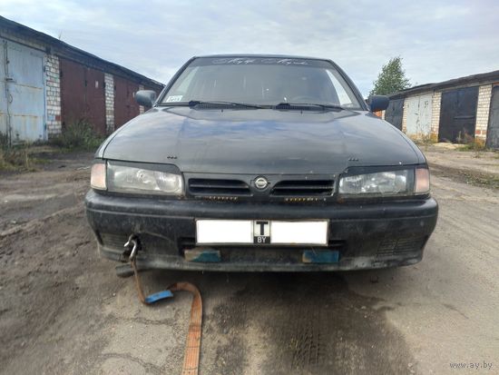 Nissan Primera Р10 (2 авто одним лотом, на запчасти)
