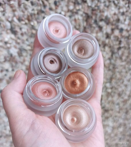 Кремовые тени Charlotte Tilbury