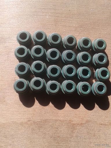 Маслосьемные колпачки Elring 104/420G