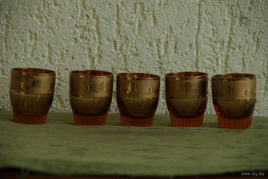 Стопки 5 шт . ( Чехословакия , Богемия ) 5,5 см ( все целое )