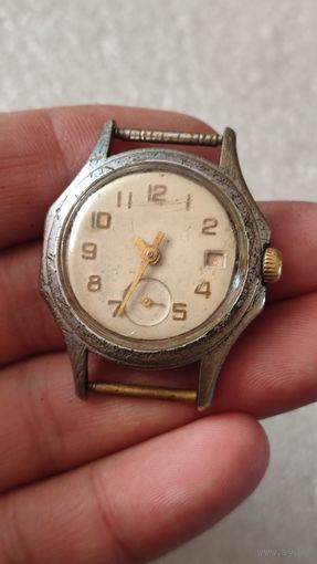 Часы Восток , 200 лотов с 1 рубля,5 дней!