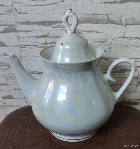 Чайник заварник. Минский фарфоро-фаянсовый завод (Минск). 1968-1983 гг. Высота с крышкой 22 см