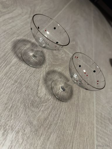 Винтажные рюмки для ликера