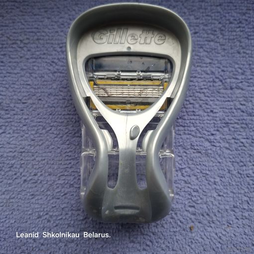 Подставка для бритвенного станка Gillette. ПРОДАЮ.