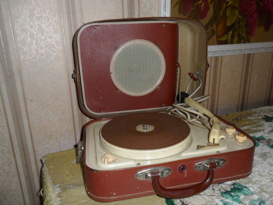 Радиограммофон (электрофон) "Юбилейный"
