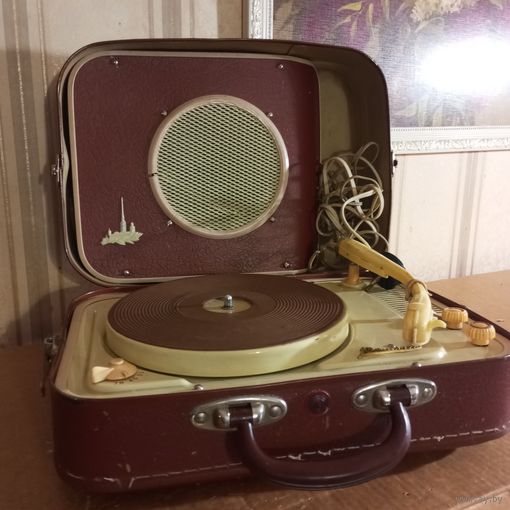 Радиограммофон (электрофон) "Юбилейный"