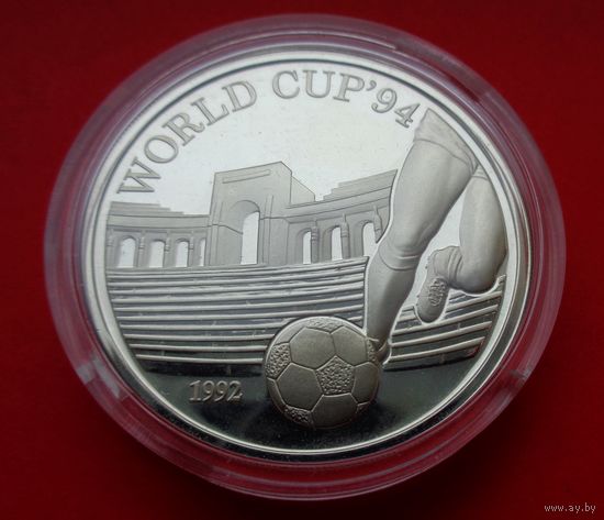 Самоа 10 тала 1992 Чемпионат мира по футболу 1994, США! Серебро 925 пробы 31,86 грамм 0,948 унции! ОБМЕН!