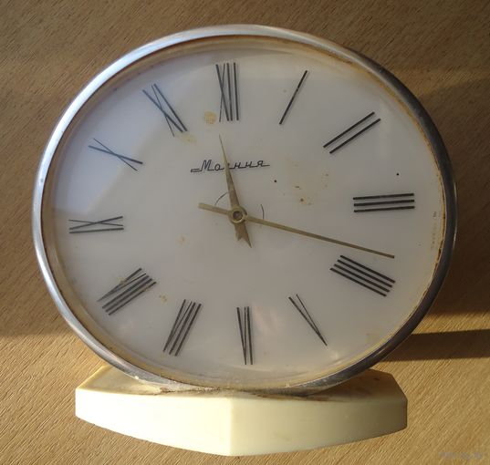 Часы Молния