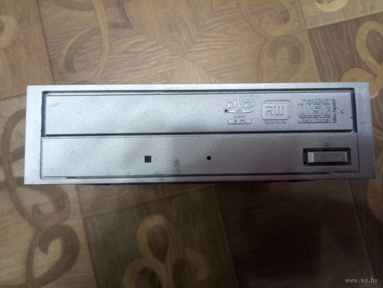 Дисковод DVD RW привод.